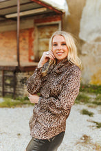 Load image into Gallery viewer, Willow Wild Top
